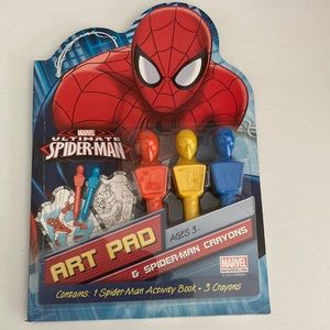 Marvel Ultimate Spider-man Art Pad and Spider-man Figure Crayons